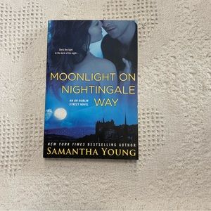 Moonlight On Nightingale Way By Samantha Young